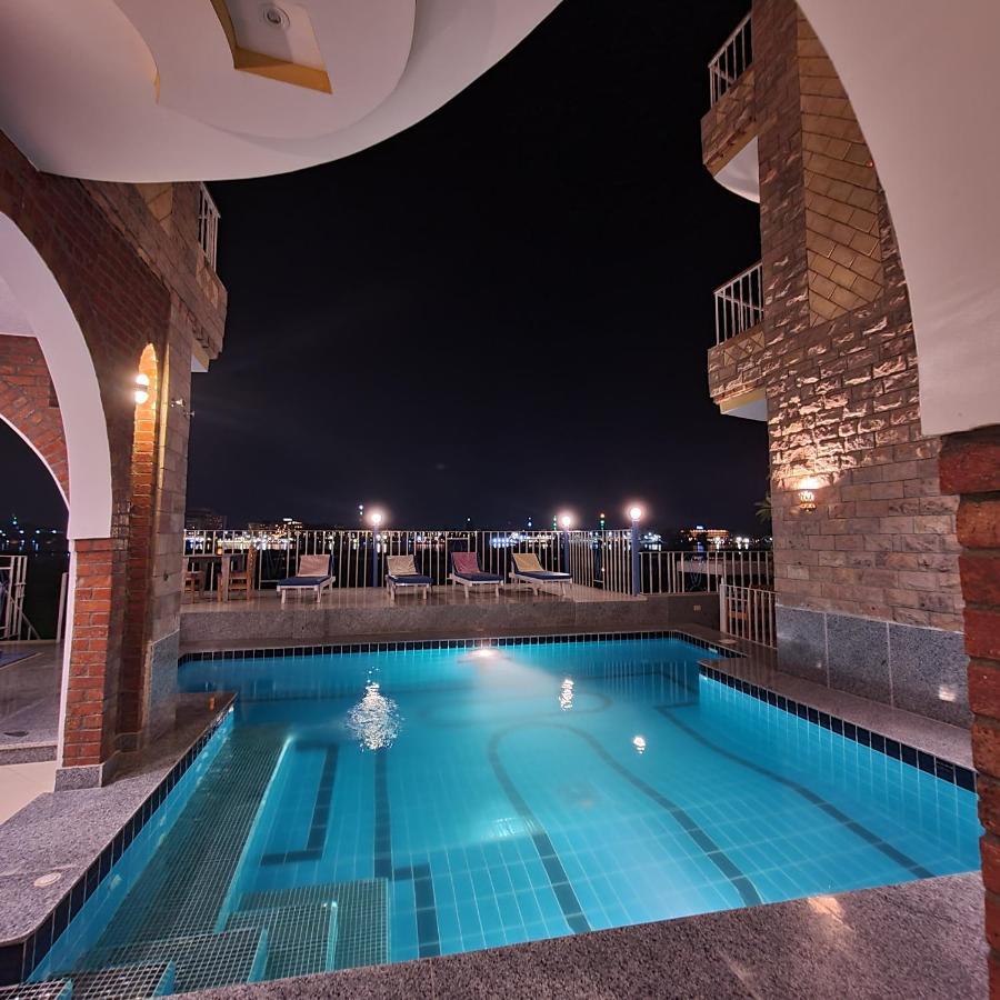 Blue Nile House Apartamento Luksor Exterior foto