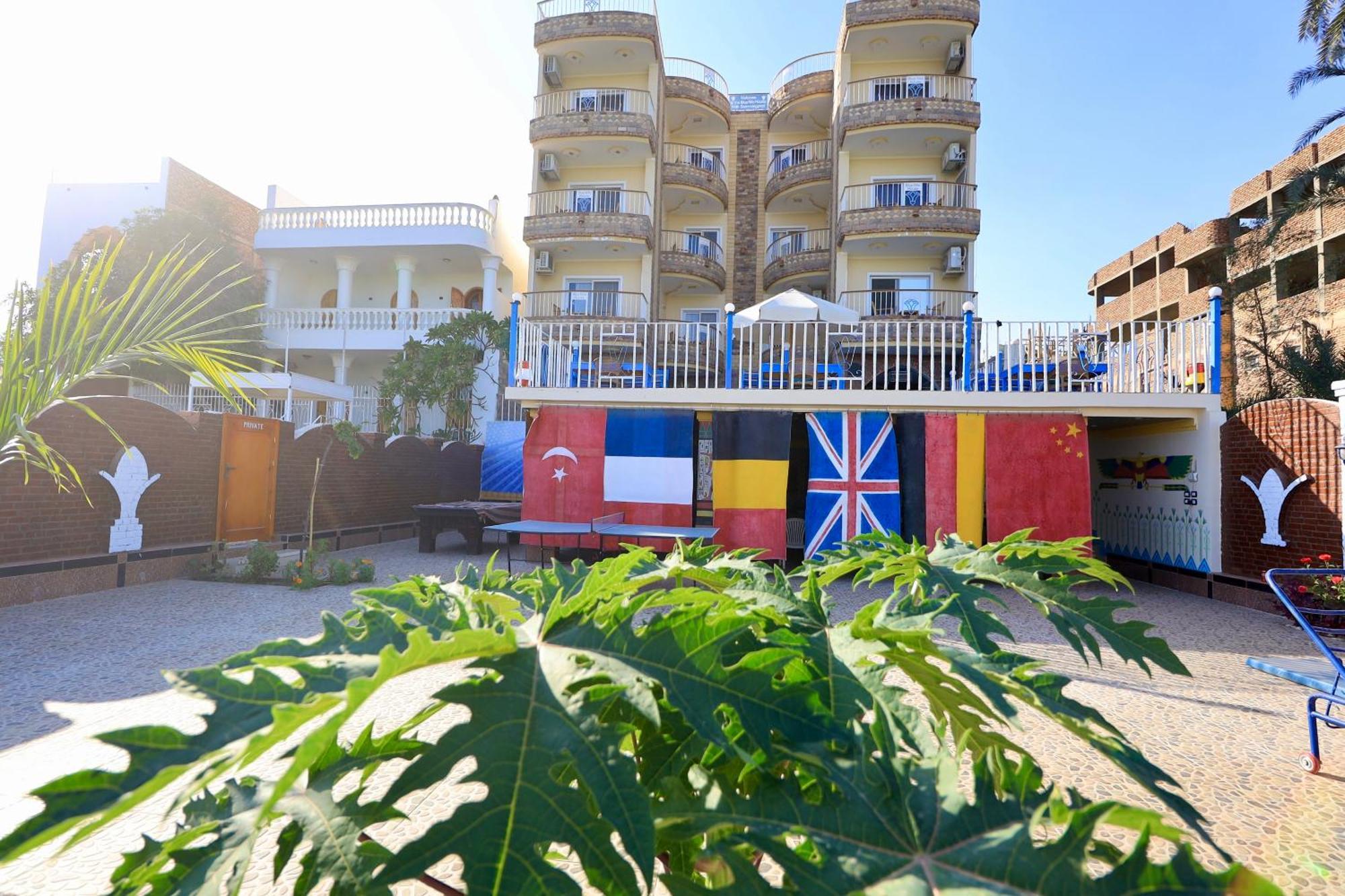 Blue Nile House Apartamento Luksor Exterior foto